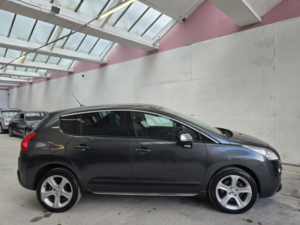 2012 Peugeot 3008 2.0 Hdi Allure in Grey — image 4