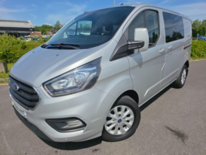 2018 Ford Transit Custom 2.0 320 Ecoblue Limited Crew Van L1 H1 Euro 6 5dr (6 Seat) in Silver — image 4