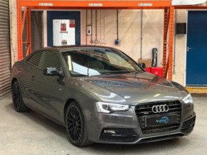 2015 Audi A5 2.0 Tdi Black Edition Plus S Tronic Quattro Euro 5 (s/s) 2dr in Grey — image 6