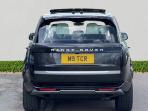 2023 Land Rover Range Rover 3.0 P400 Mhev Autobiography SUV 5dr Petrol Auto 4WD Euro 6 (s/s) (lwb, 7seat) (400 Ps) in Grey — image 6