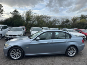 2008 BMW 3 Series 2.0 320d Se Auto Euro 4 4dr in Blue — image 6