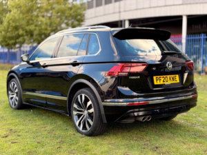 2020 Volkswagen Tiguan 1.5 Tsi Evo R-Line Tech DSG Euro 6 (s/s) 5dr in Black — image 4