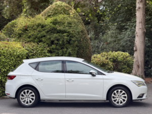 2013 SEAT Leon 1.6 Tdi Cr Se in White — image 2
