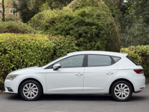 2013 SEAT Leon 1.6 Tdi Cr Se in White — image 6