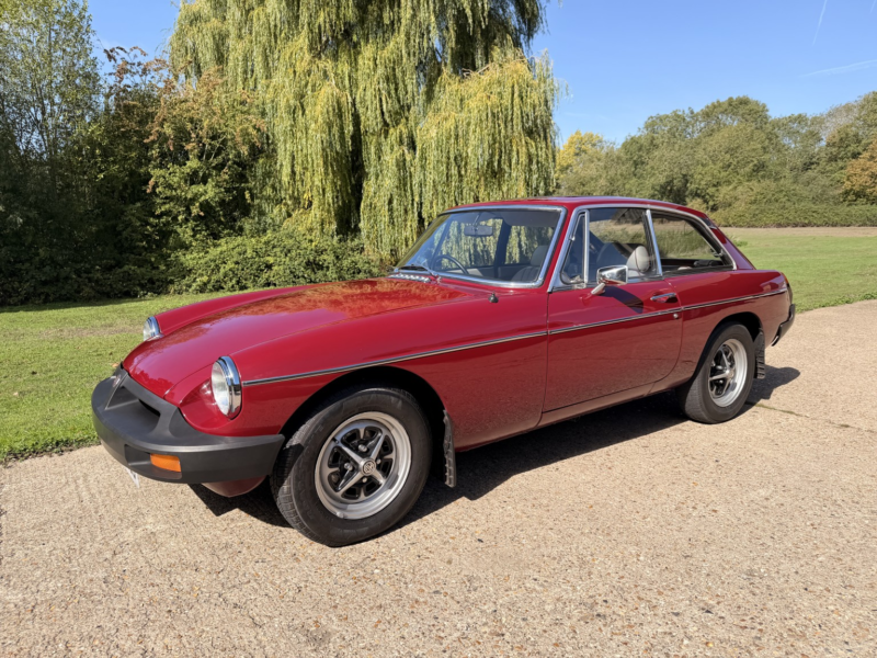 1978 MG Mgb Gt 1.8 Coupe in Red — image 1