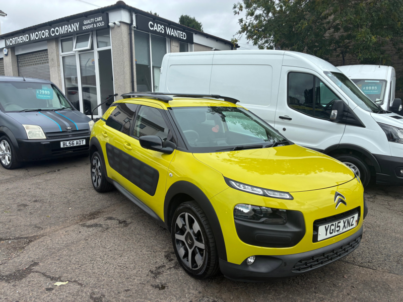 2015 Citroen C4 Cactus 1.2 Puretech Flair Hatchback 5dr Petrol Etg5 Euro 6 (s/s) (82 Ps) in Yellow — image 1