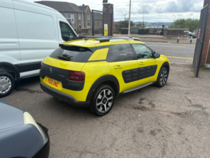 2015 Citroen C4 Cactus 1.2 Puretech Flair Hatchback 5dr Petrol Etg5 Euro 6 (s/s) (82 Ps) in Yellow — image 3