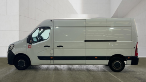 2023 Renault Trucks Master 2.3 in White — image 6
