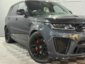 2019 Land Rover Range Rover Sport 5.0 P575 V8 Svr in Black — image 2