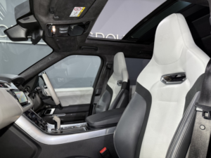 2019 Land Rover Range Rover Sport 5.0 P575 V8 Svr in Black — image 4