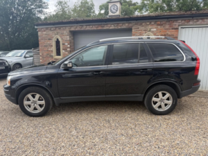 2010 Volvo Xc90 2.4 D5 Active in Black — image 4