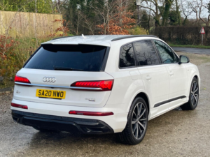 2020 Audi Q7 3.0 Tdi V6 50 Black Edition Tiptronic Quattro Euro 6 (s/s) 5dr in White — image 3