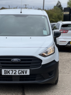 2022 Ford Transit Connect 1.5 Transit Connect Leader Hp Van Lwb 250 L2 1.5l Ecoblue 100ps Fwd 6 Speed Manual in White — image 2