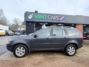 2014 Volvo Xc90 2.4 D5 Es in Grey — image 5