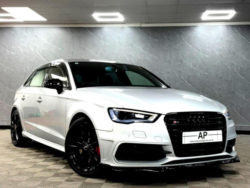2014 Audi S3 2.0 Tfsi Sportback S Tronic Quattro Euro 6 (s/s) 5dr in Silver — image 1