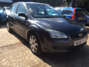 2006 Ford Focus 1.6 Lx in Grey — image 2