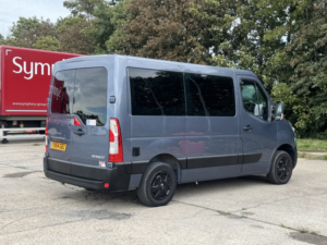 2015 Renault Master 2.3 Fwd Sl28 Dci 125 Quickshift6 Business in Blue — image 6