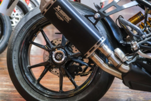 2024 Triumph Speed Triple 1200 *breitling Limited Edition* in Grey — image 5