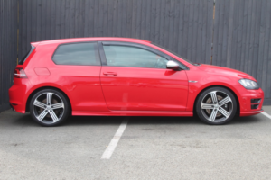 2015 Volkswagen Golf 2.0 Tsi Bluemotion Tech R in Red — image 4