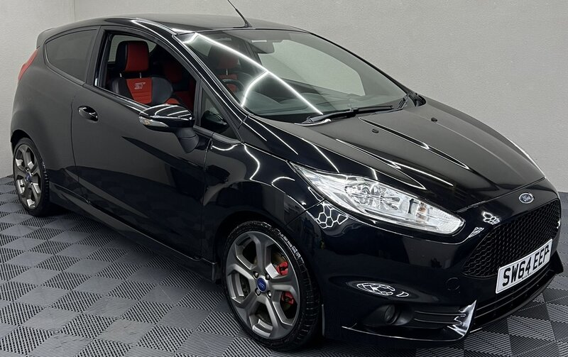 2014 Ford Fiesta 1.6 St-2 T 3dr in Black — image 1