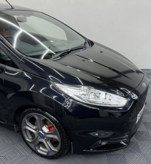 2014 Ford Fiesta 1.6 St-2 T 3dr in Black — image 4