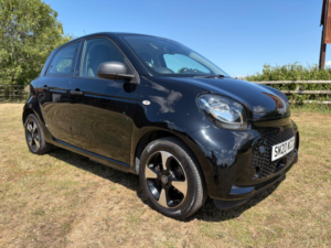 2020 Smart Forfour 17.6kwh Passion Advanced Auto 5dr (22kw Charger) in Black — image 3