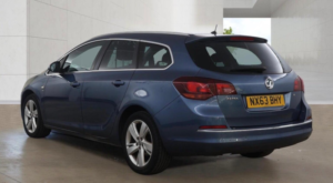2013 Vauxhall Astra 1.6 16v Sri Sports Tourer Euro 5 5dr in Blue — image 3