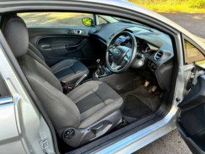 2015 Ford Fiesta 1.25 Zetec Hatchback 3dr Petrol Manual Euro 6 (82 Ps) in Silver — image 3