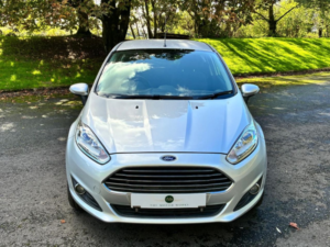 2015 Ford Fiesta 1.25 Zetec Hatchback 3dr Petrol Manual Euro 6 (82 Ps) in Silver — image 5