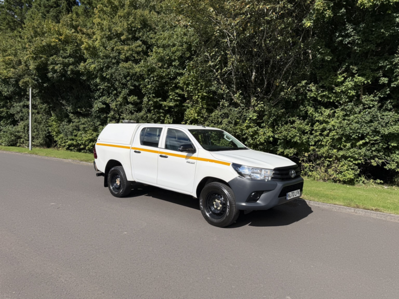 2020 Toyota Hilux 2.4 D-4d Active in White — image 1