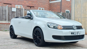2012 Volkswagen Golf 1.6 Tdi Bluemotion Tech Se Cabriolet Euro 5 (s/s) 2dr in White — image 2