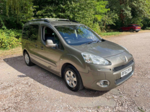 2012 Peugeot Partner Tepee