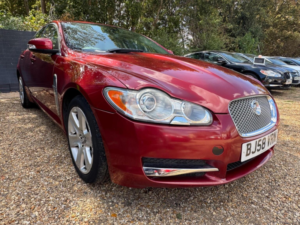 2008 Jaguar Xf 2.7d V6 Premium Luxury Auto Euro 4 4dr in Red — image 4