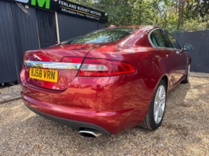 2008 Jaguar Xf 2.7d V6 Premium Luxury Auto Euro 4 4dr in Red — image 6
