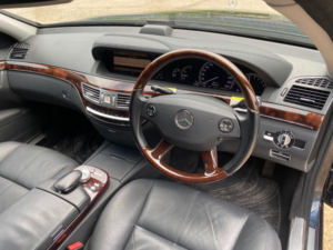 2006 Mercedes-Benz S Class S550 W221 in Black — image 2