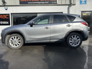 2012 Mazda Cx-5 2.2 Skyactiv-D Sport Nav in Silver — image 2