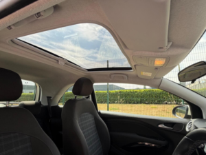 2015 Vauxhall Adam 1.4 16v Glam Euro 5 3dr in Blue — image 2