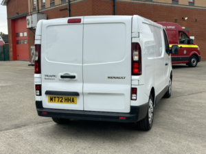 2022 Renault Trafic 2.0 Sl28 Blue Dci 130 Business+ Panel Van My22 in White — image 3