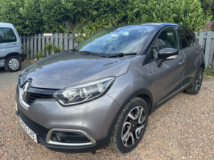 2016 Renault Captur 1.5 Dynamique S Nav Dci 90 in Grey — image 5