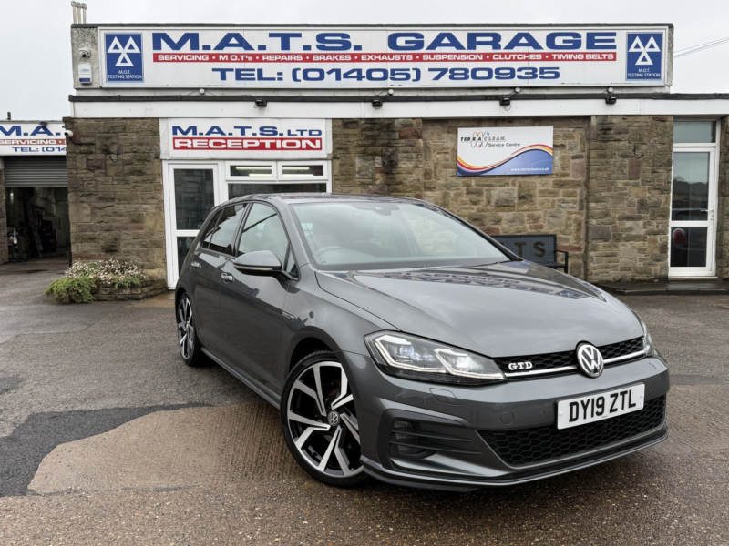 2019 Volkswagen Golf 2.0 Tdi Gtd in Grey — image 1