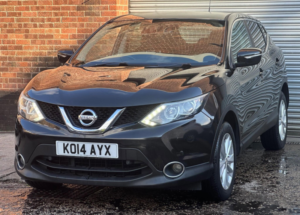 2014 Nissan Qashqai 1.5 Dci Acenta Premium 2WD Euro 5 (s/s) 5dr in Black — image 5
