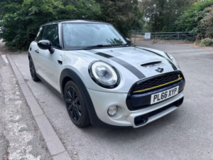2016 MINI Hatch