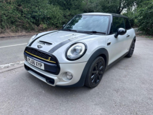 2016 MINI Hatch 2.0 Cooper S Euro 6 (s/s) 3dr in Silver — image 3