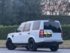2014 Land Rover Discovery 4 3.0 Sd V6 Hse Auto 4WD Euro 5 (s/s) 5dr in White — image 5