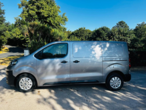 2022 Vauxhall Vivaro 1.5 Turbo D 2900 Dynamic L1 H1 Euro 6 (s/s) 6dr in Grey — image 5