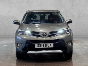 2014 Toyota Rav4 2.2 D-4d Icon 4WD Euro 5 5dr in Beige — image 2