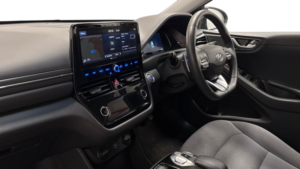 2020 Hyundai Ioniq Ioniq Ev Prem 38.3kwh My20 in Black — image 2