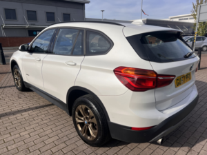 2017 BMW X1 2.0 X1 Sdrive18d Se in White — image 3