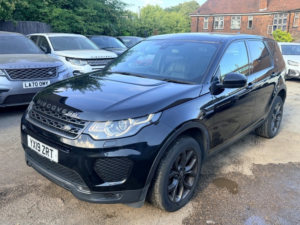2019 Land Rover Discovery Sport Td4 Landmark in Black — image 5