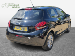 2019 Peugeot 208 1.2 Puretech Signature in Black — image 4